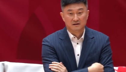 开云体育官网-CBA两大惨案！广东狂输上海40分，前冠军15连败，北控爆冷输江苏